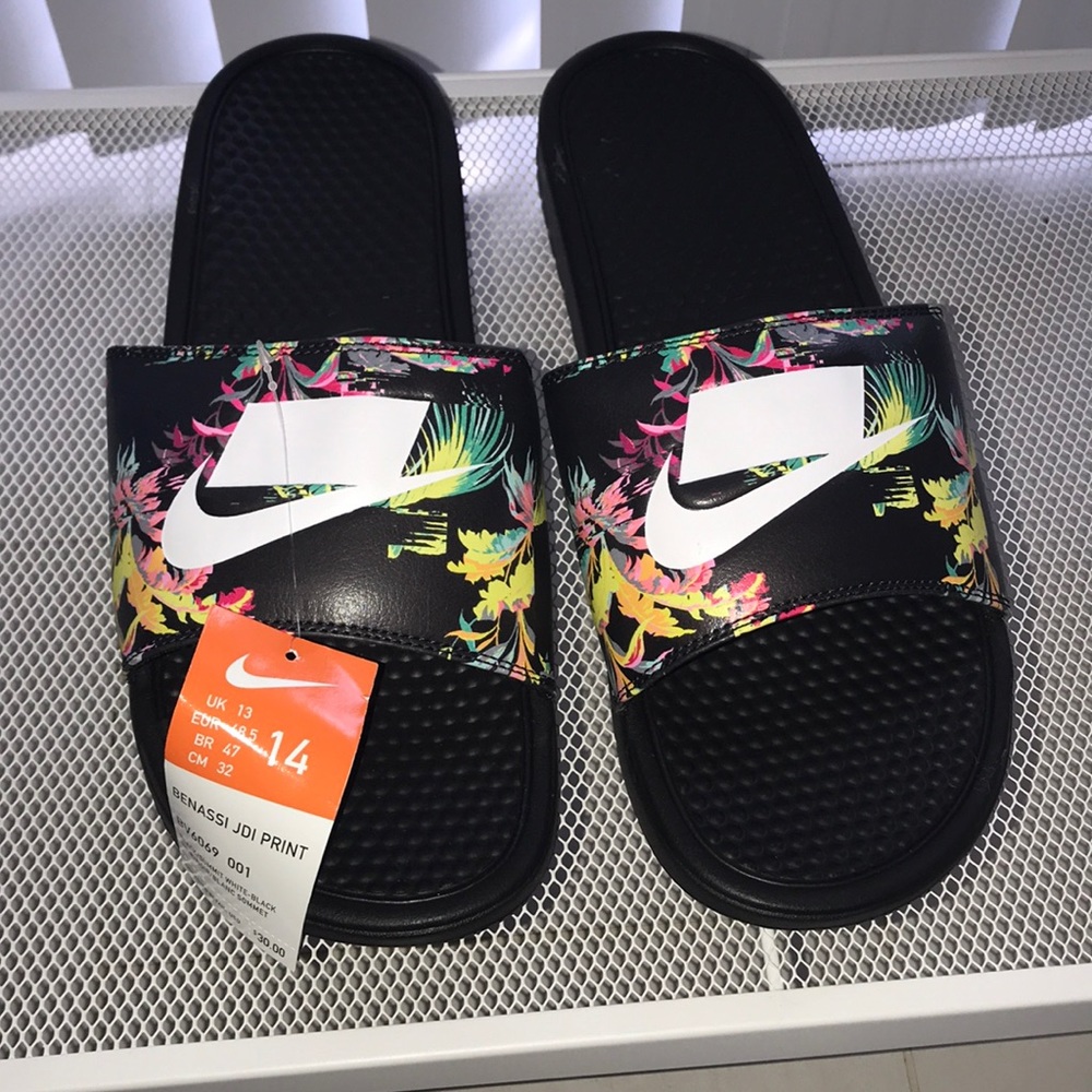 Nike slides